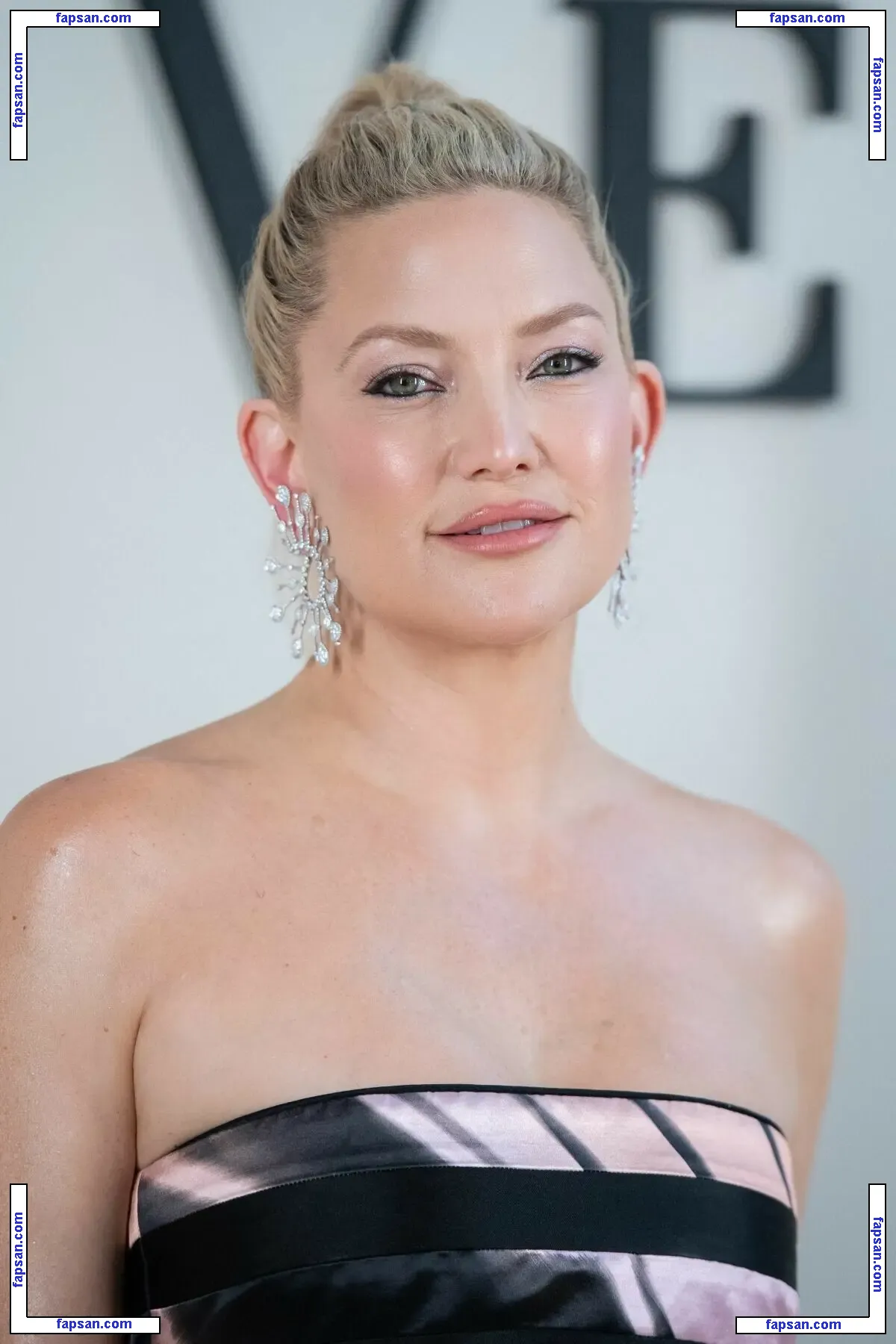Kate Hudson голая фото #1624 с Онлифанс
