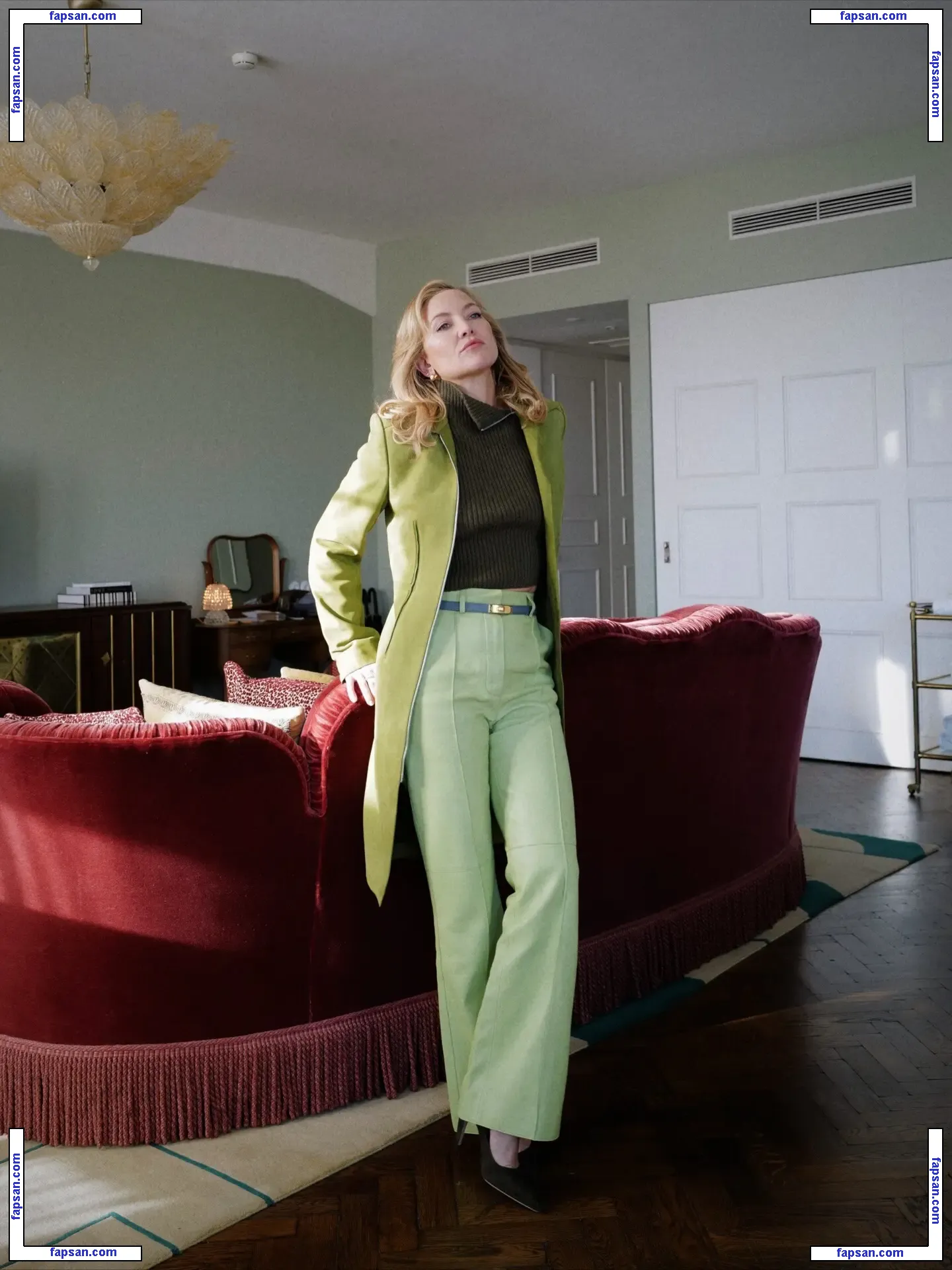 Kate Hudson nude photo #1839 from OnlyFans