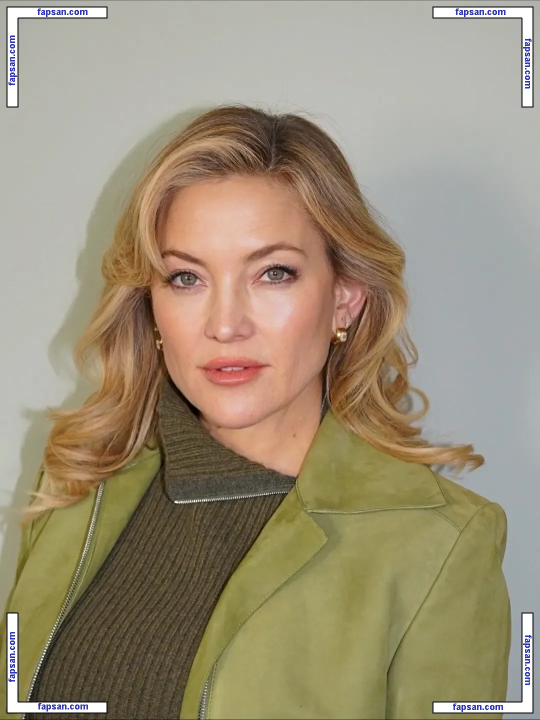 Kate Hudson nude photo #1842 from OnlyFans