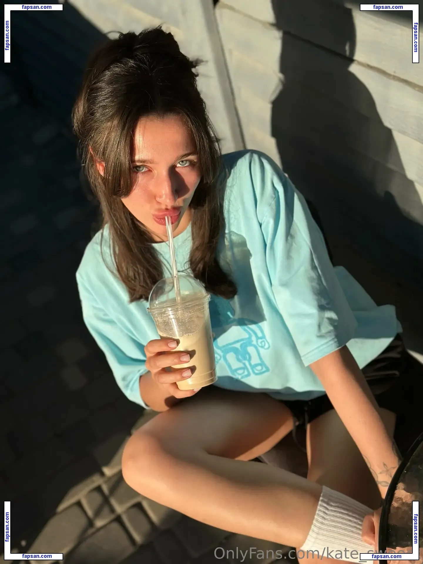 kate_sweeet nude photo #0003 from OnlyFans