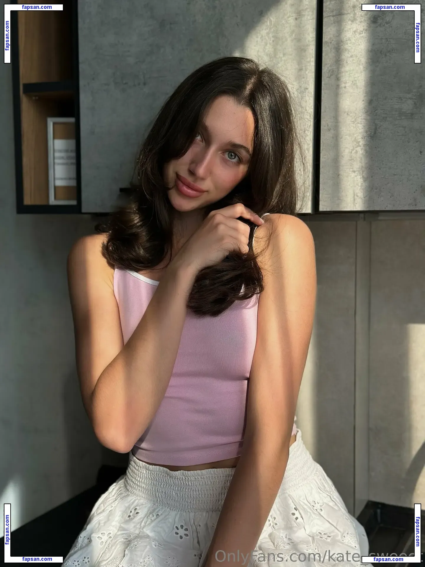 kate_sweeet nude photo #0009 from OnlyFans