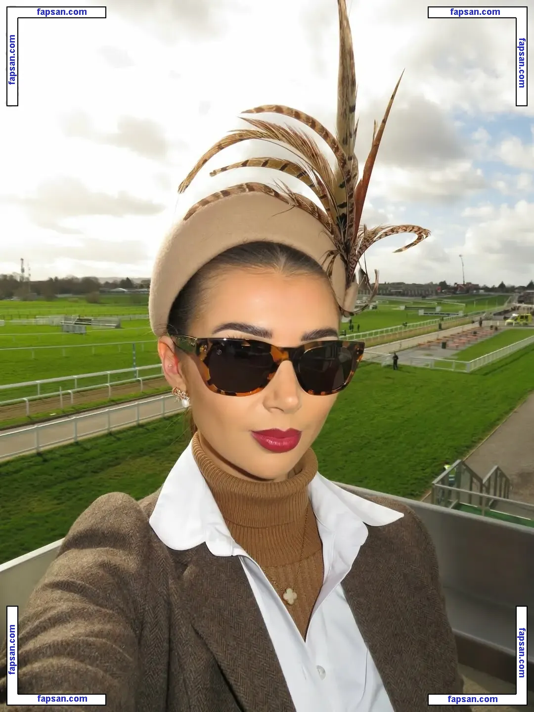 Kate Tracey голая фото #0033 с Онлифанс