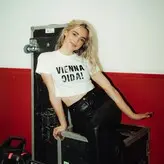 Katelyn Tarver nude #0008