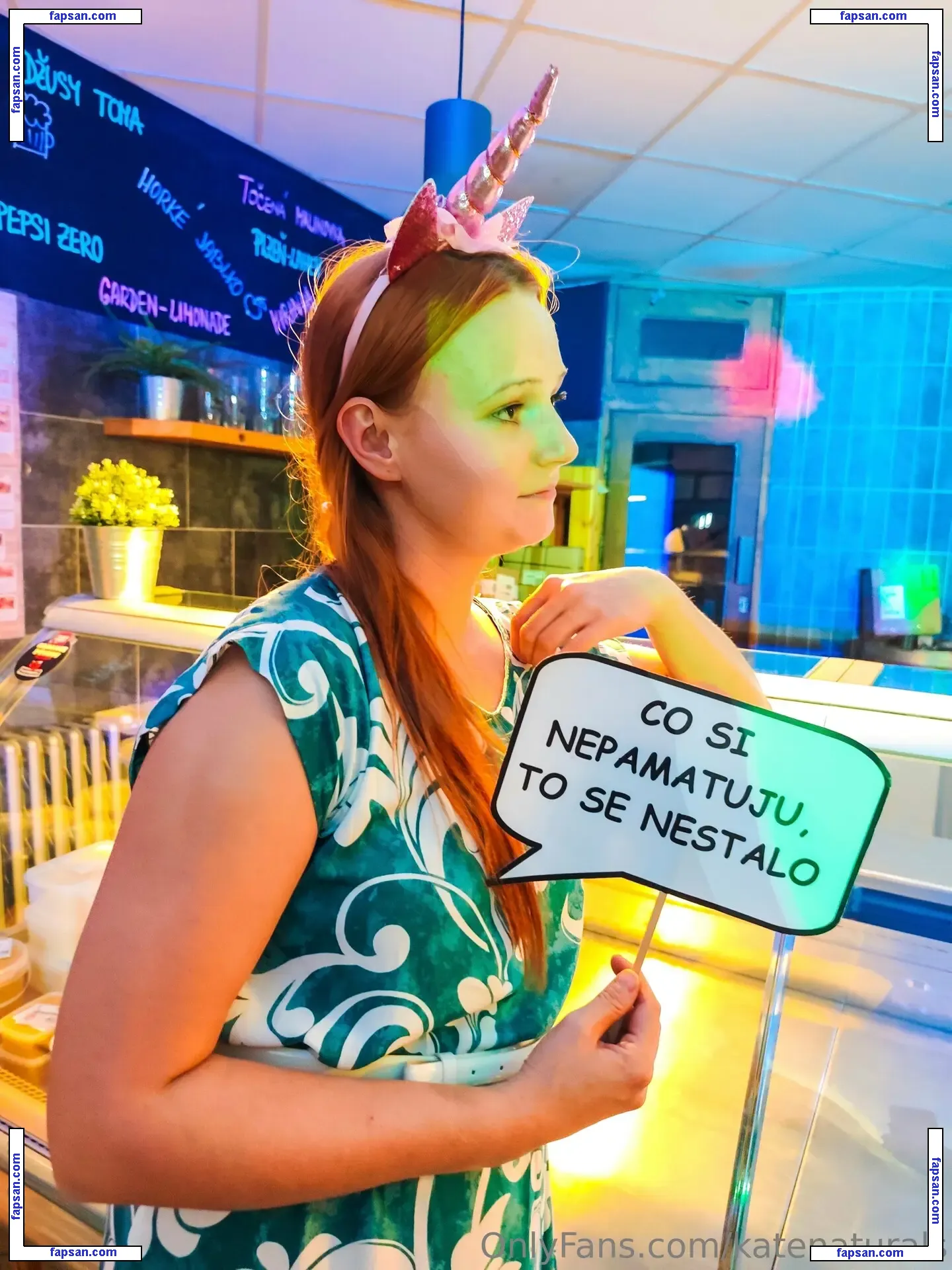 katenaturals голая фото #0022 с Онлифанс