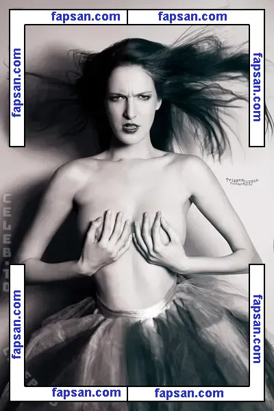 Katharina Yvonne Harms голая фото #0001 с Онлифанс