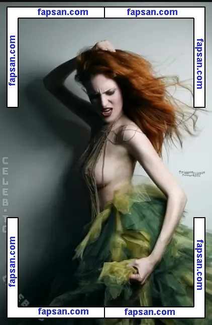 Katharina Yvonne Harms голая фото #0002 с Онлифанс