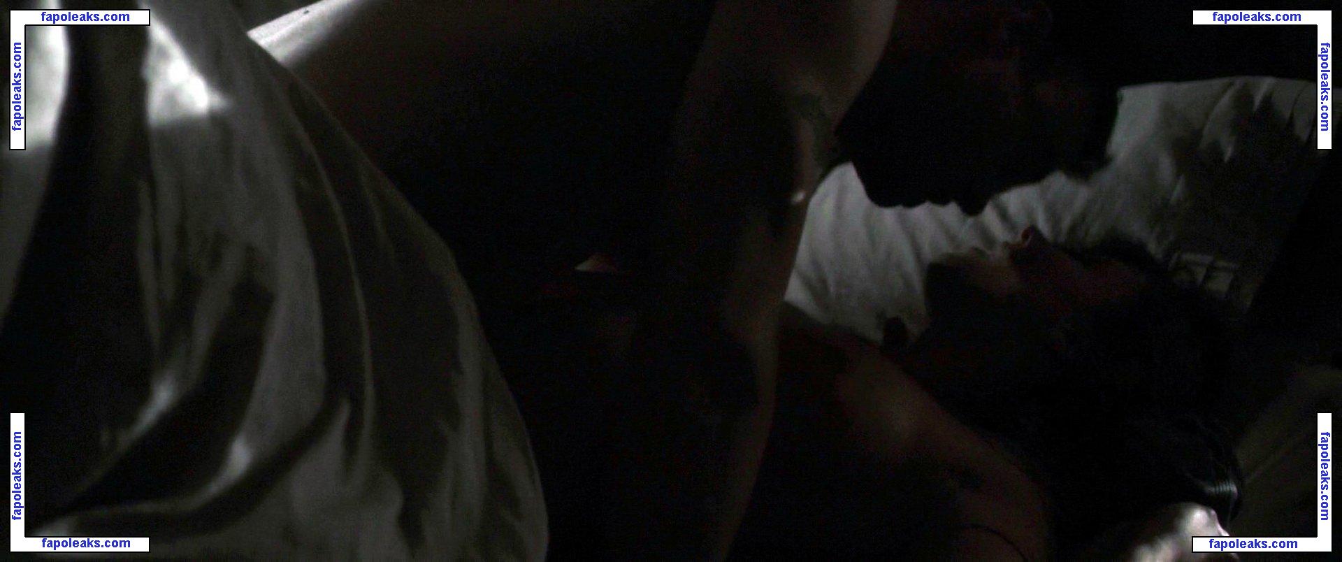 Katharine Isabelle голая фото #0090 с Онлифанс