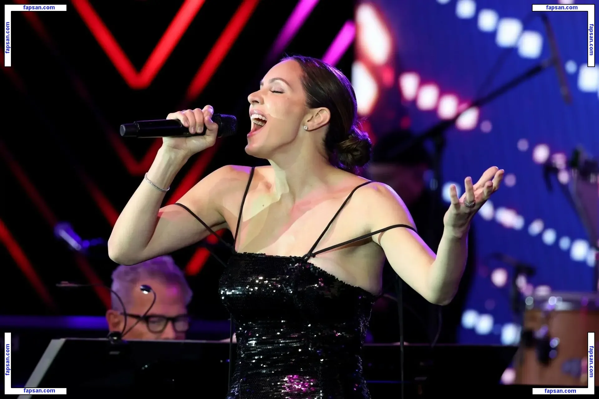 Katharine McPhee голая фото #0973 с Онлифанс