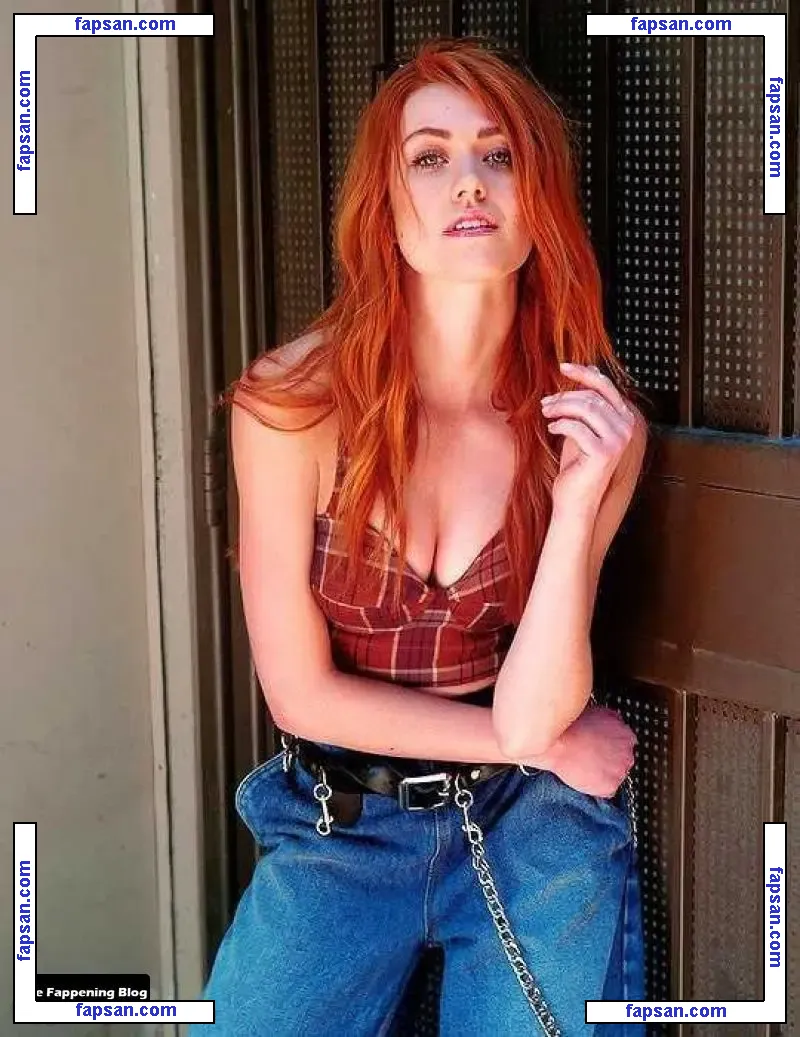 Katherine McNamara голая фото #0155 с Онлифанс