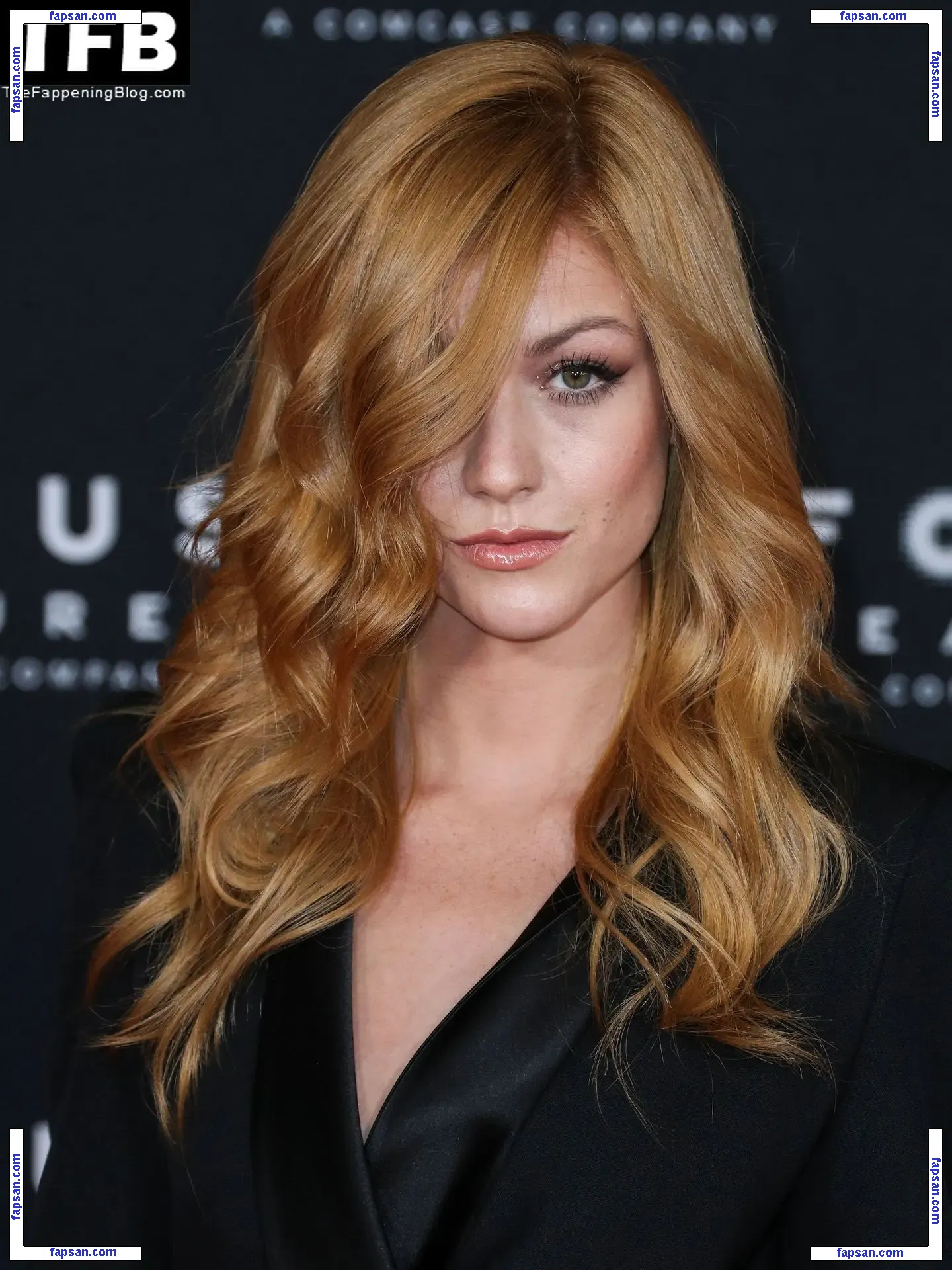 Katherine McNamara голая фото #0234 с Онлифанс