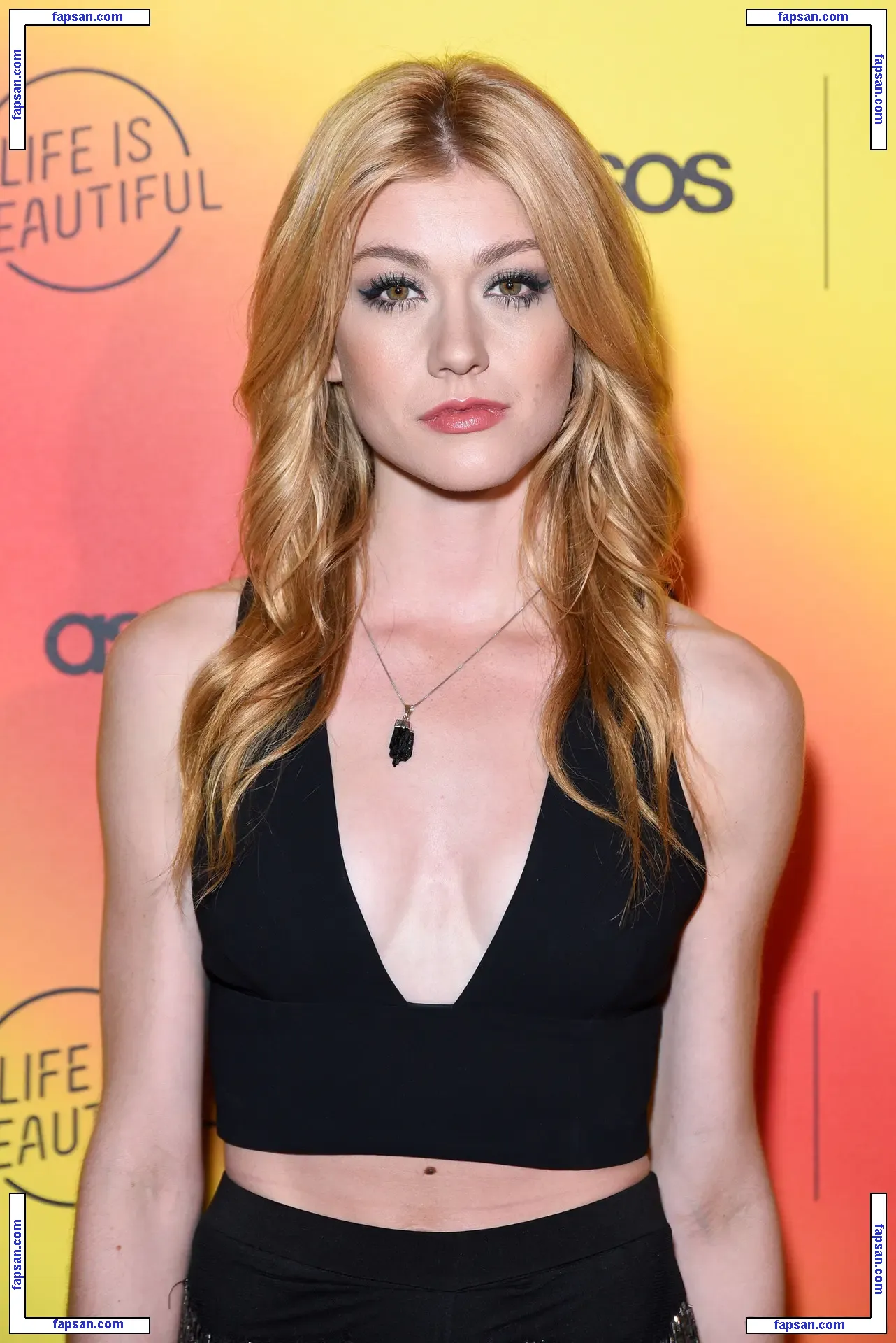 Katherine McNamara голая фото #0308 с Онлифанс