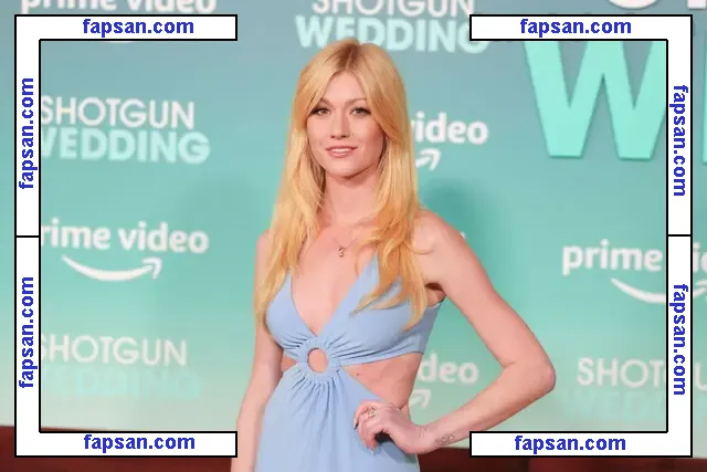 Katherine McNamara голая фото #0371 с Онлифанс