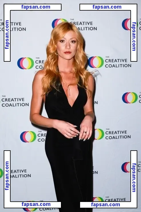 Katherine McNamara голая фото #0662 с Онлифанс