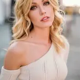 Katherine McNamara голая #0764