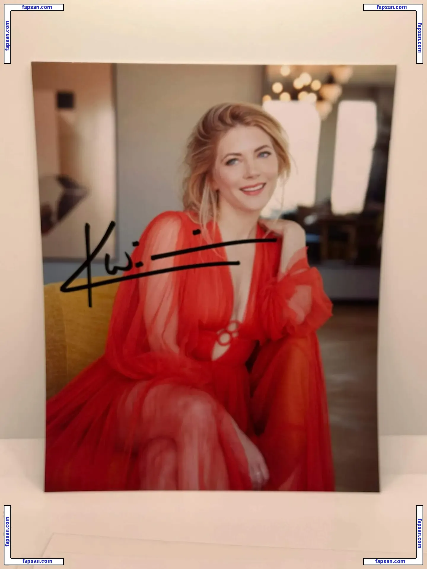 KatherynWinnick nude photo #0011 from OnlyFans