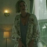 Kathleen Robertson nude #0167