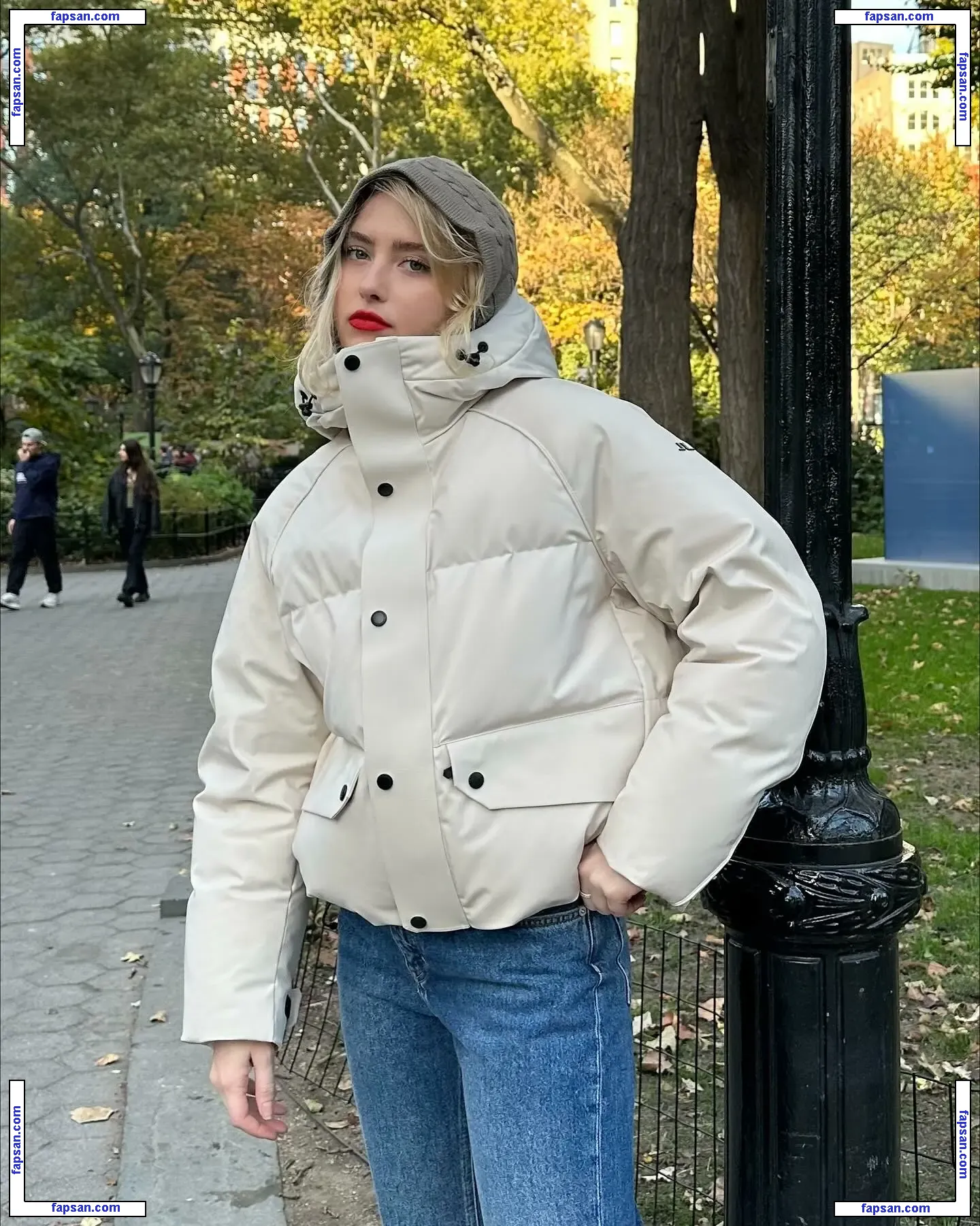 Kathryn Newton nude photo #0287 from OnlyFans