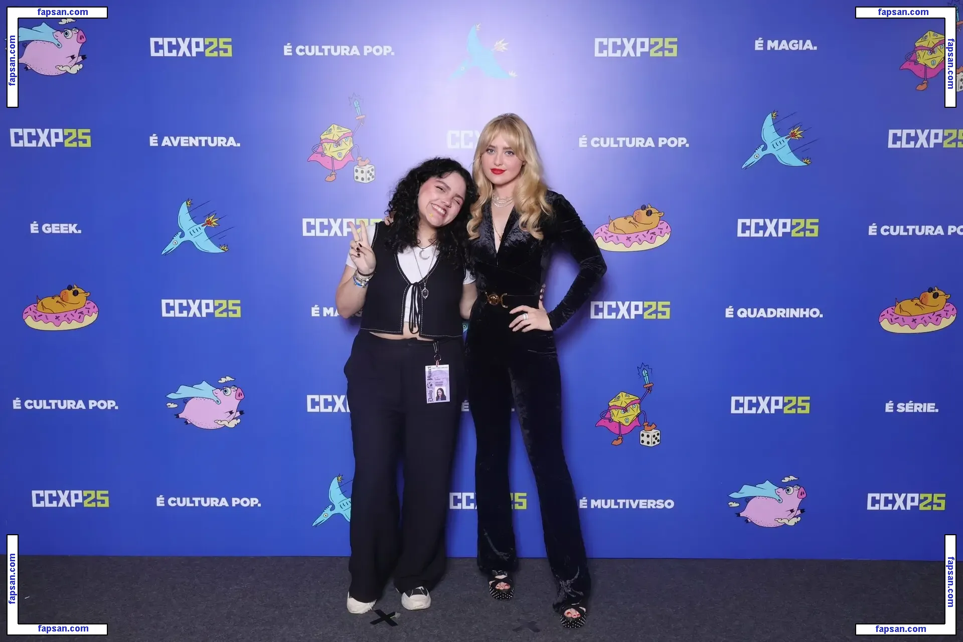 Kathrynton голая фото #0437 с Онлифанс