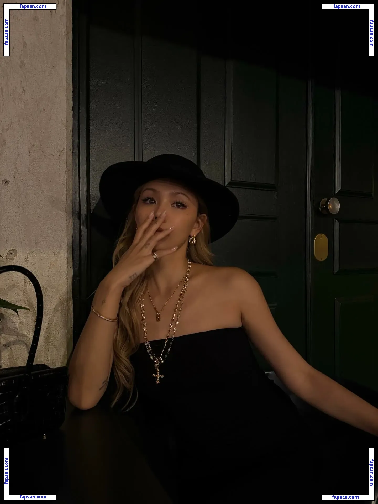 Kathy Zheng голая фото #0142 с Онлифанс