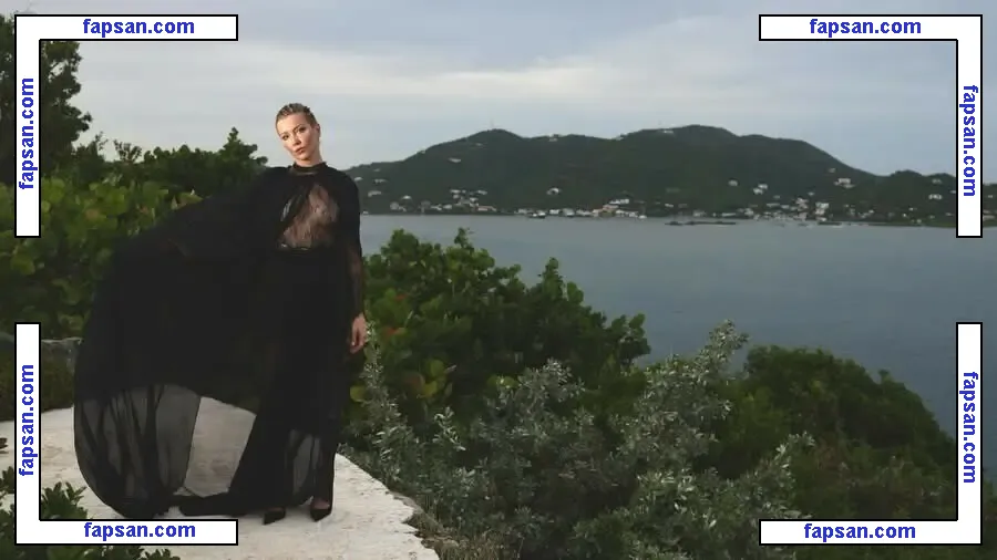 Katie Cassidy nude photo #0628 from OnlyFans