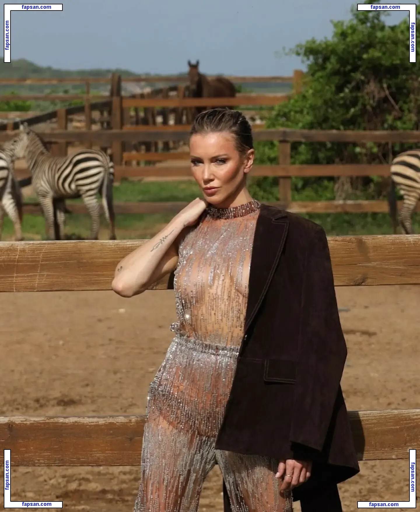 Katie Cassidy nude photo #0631 from OnlyFans