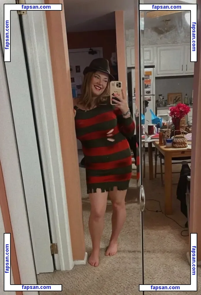 Katie Moran nude photo #0025 from OnlyFans