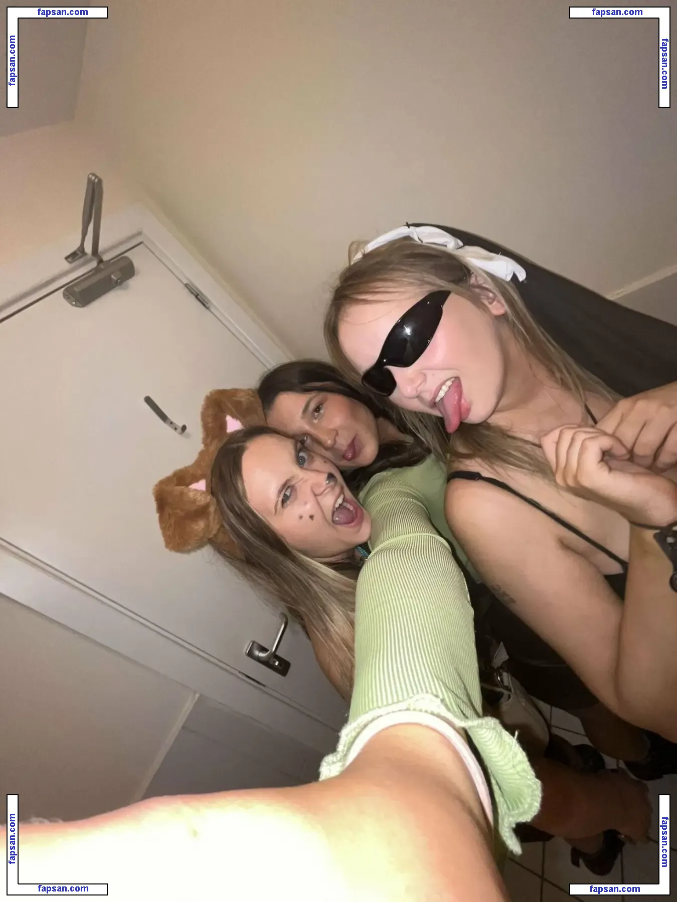 Katie O Callaghan nude photo #0004 from OnlyFans