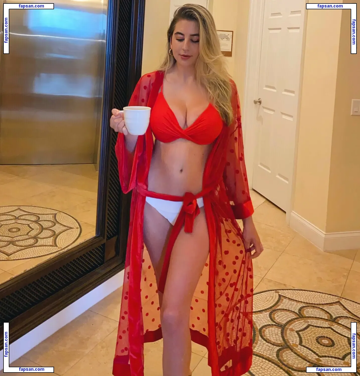 Katie Teresi nude photo #0032 from OnlyFans