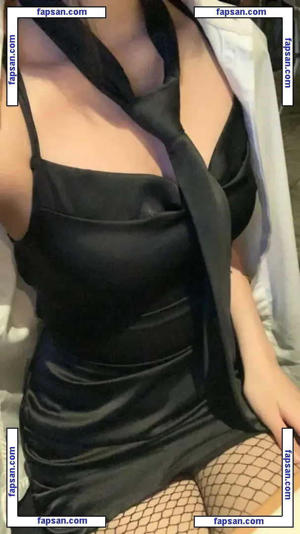 katiearucan nude photo #0005 from OnlyFans