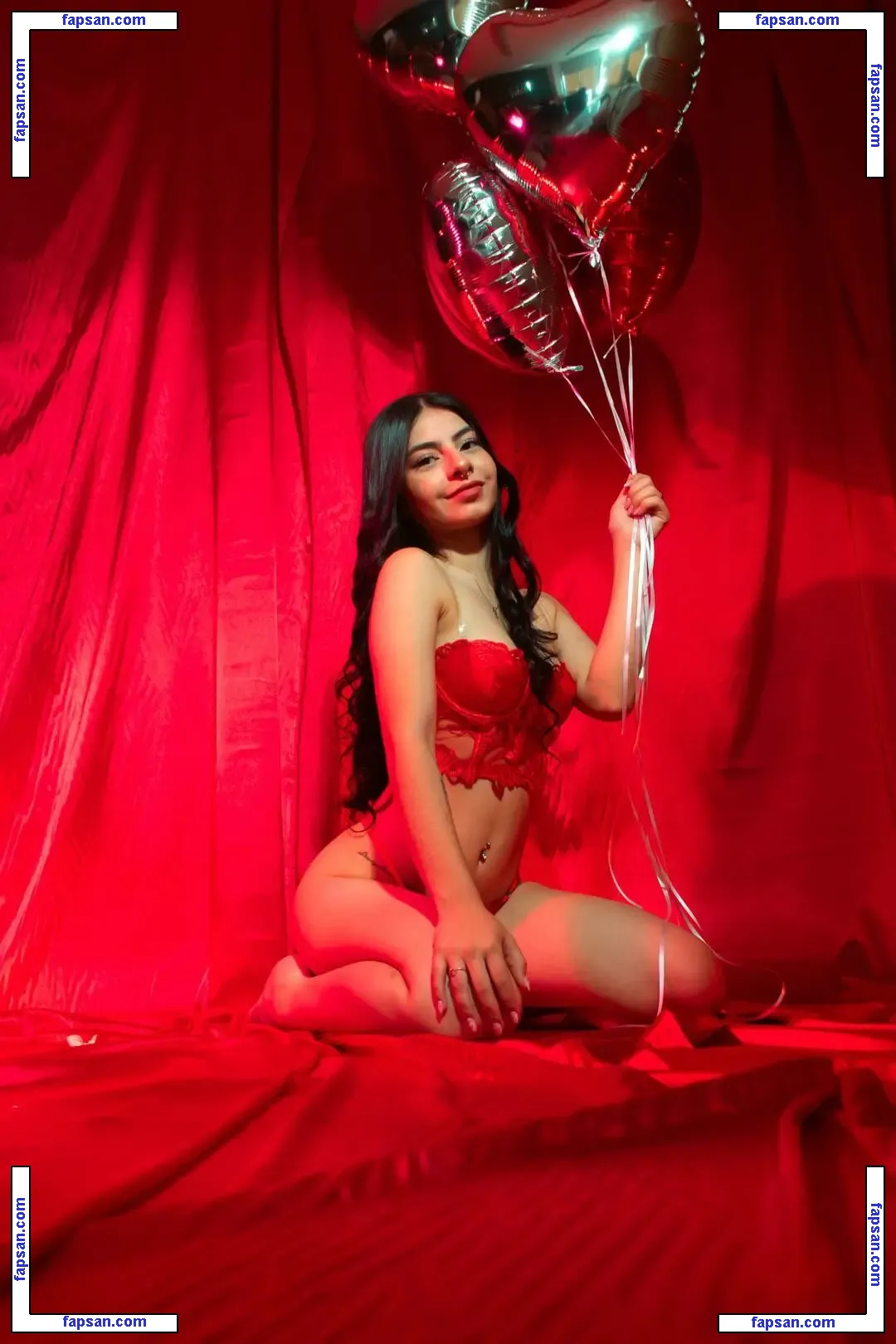 katiepeach_ nude photo #0013 from OnlyFans
