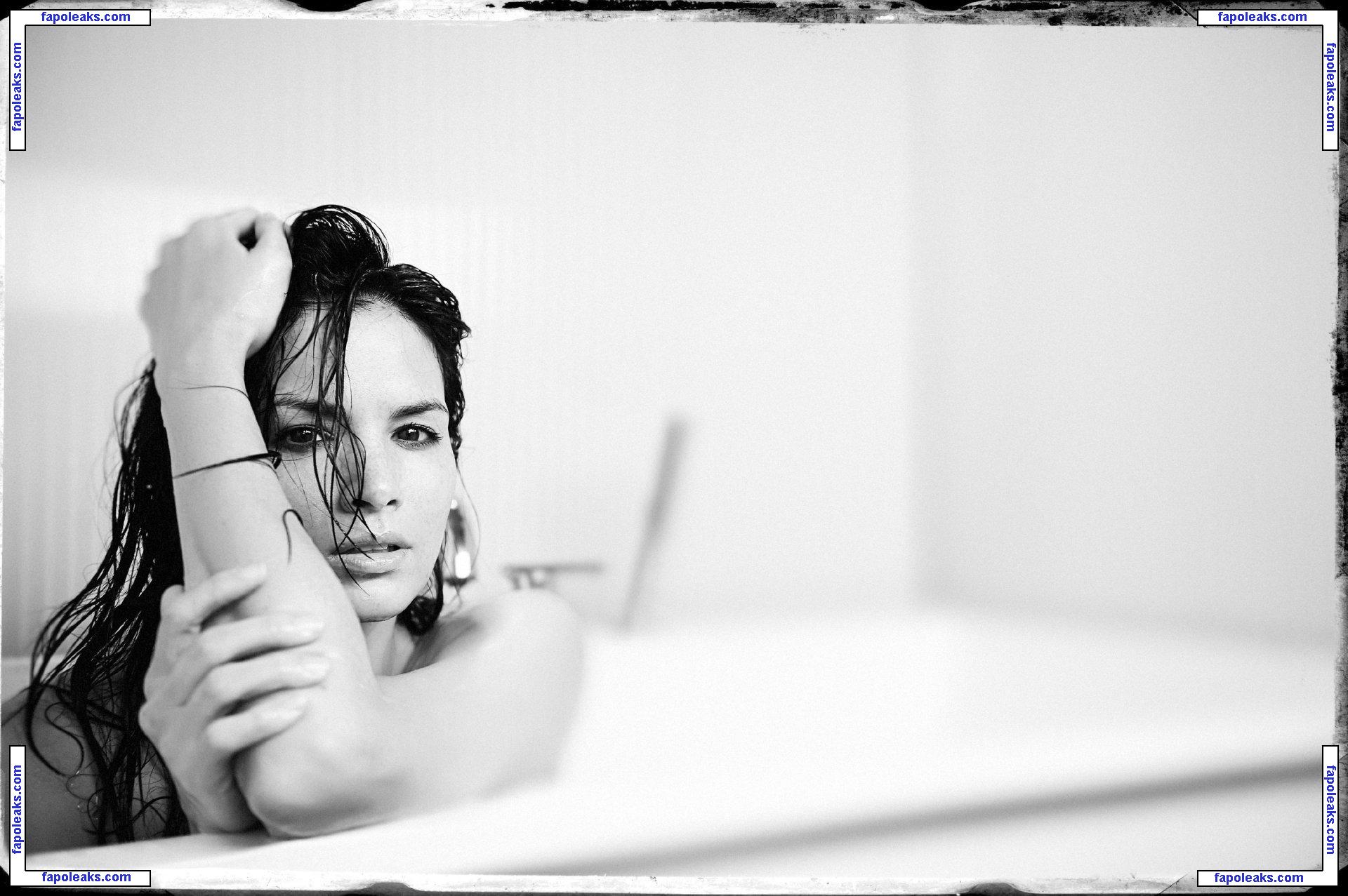 Katrina Law / katrinalaw голая фото #0001 с Онлифанс