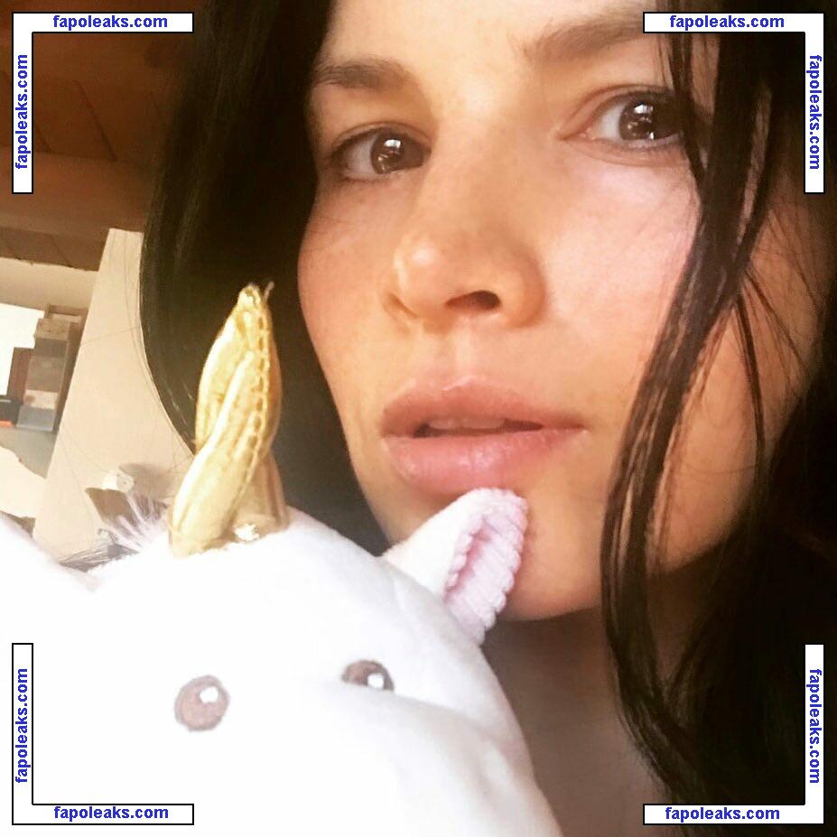 Katrina Law / katrinalaw голая фото #0099 с Онлифанс