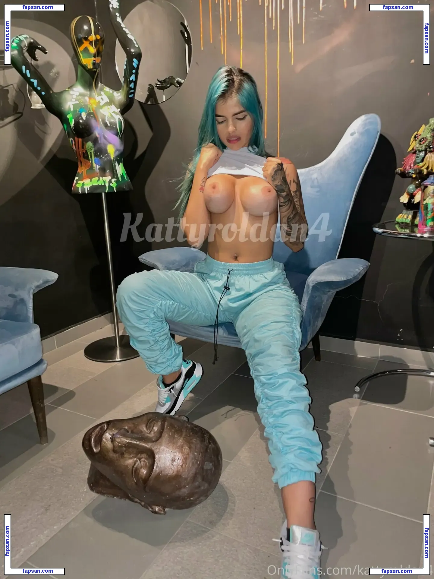 kattyroldan4 nude photo #0003 from OnlyFans