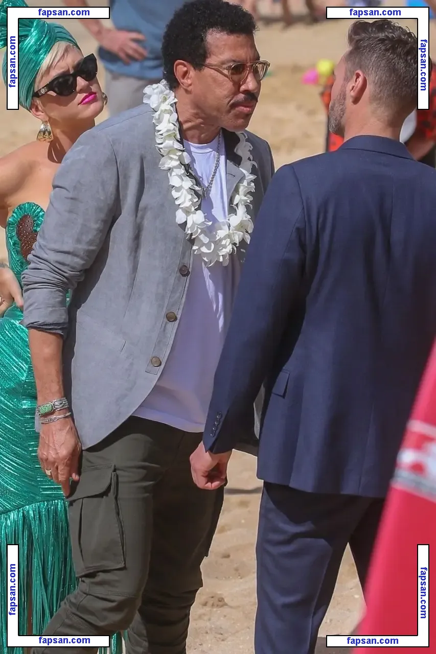 Katy Perry nude photo #0030 from OnlyFans