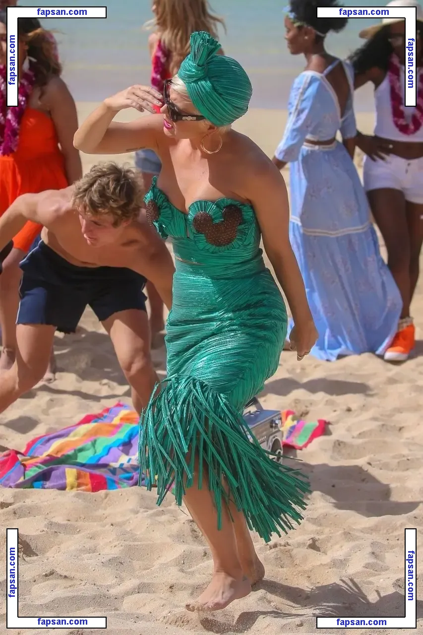 Katy Perry nude photo #0034 from OnlyFans