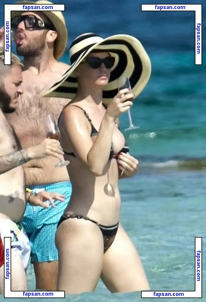 Katy Perry nude photo #0155 from OnlyFans