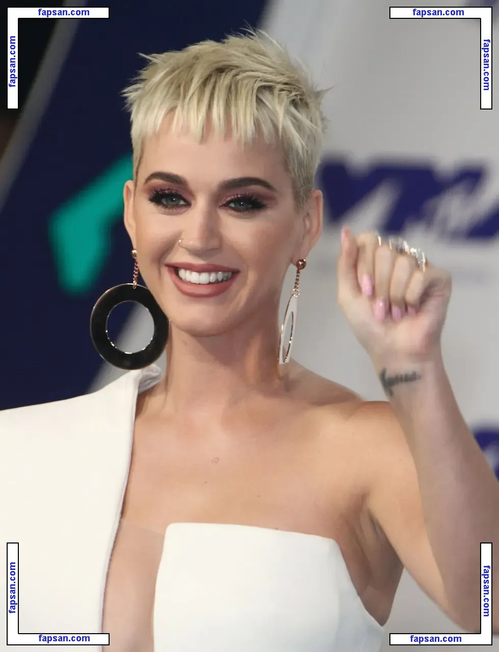 Katy Perry nude photo #0291 from OnlyFans