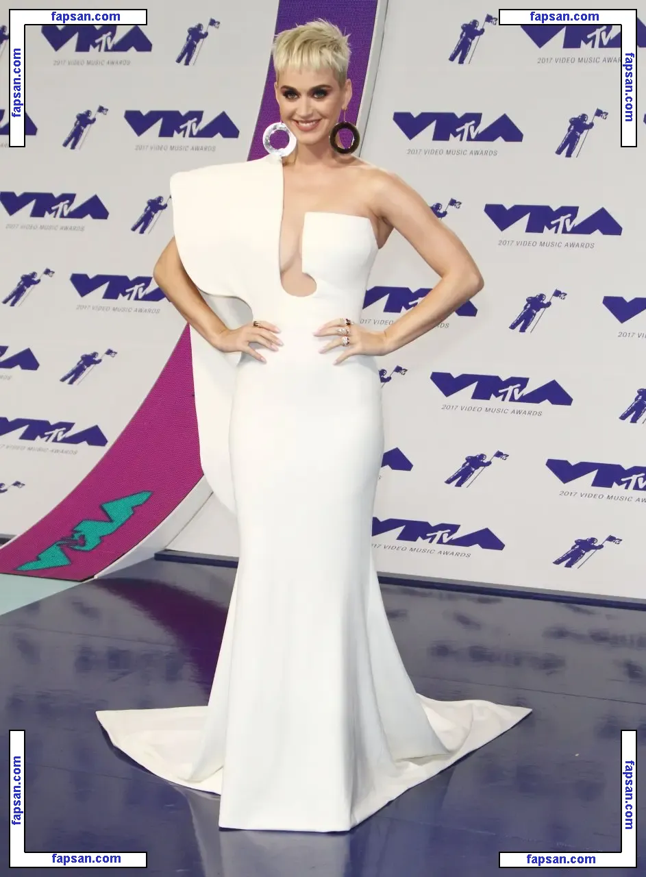 Katy Perry nude photo #0294 from OnlyFans