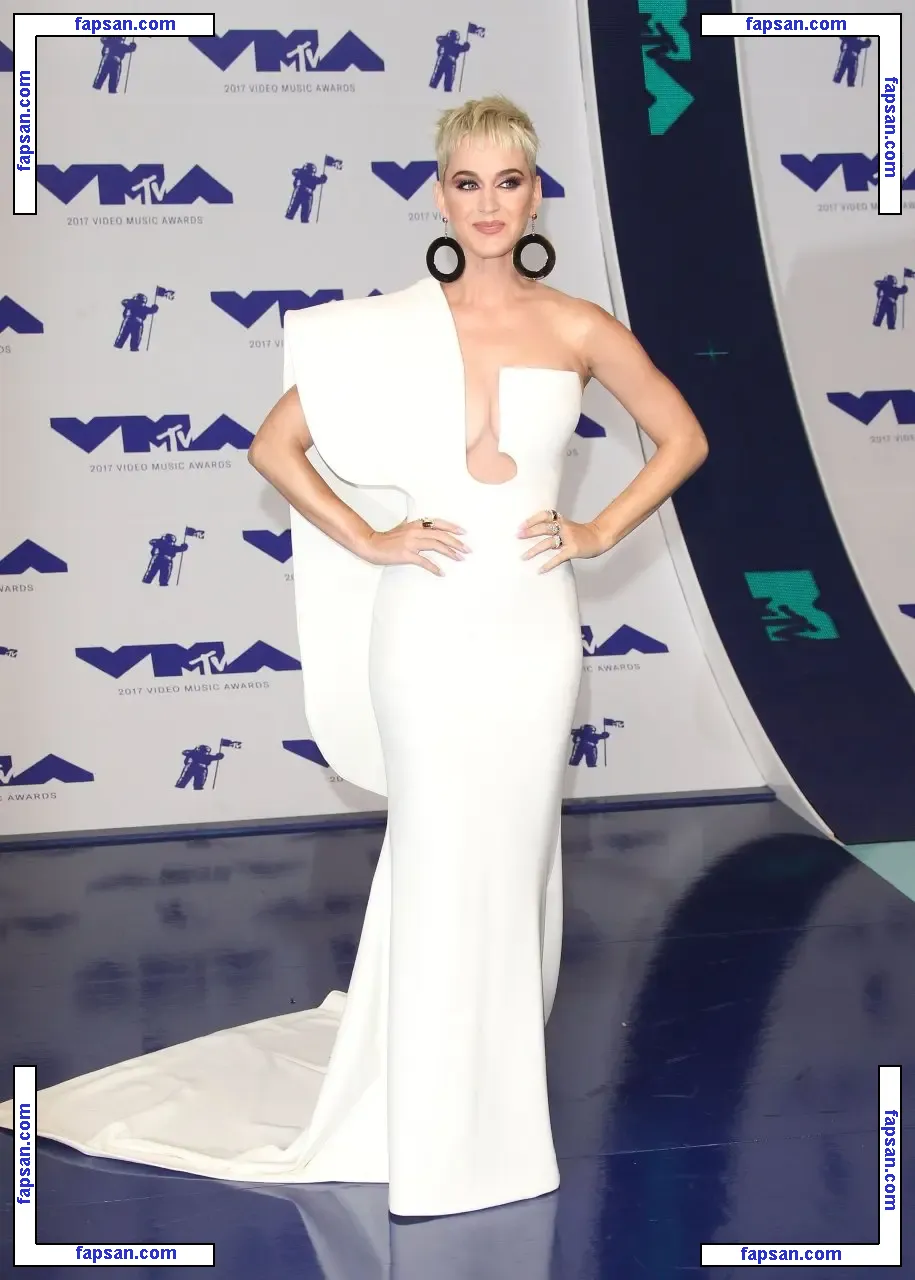 Katy Perry nude photo #0318 from OnlyFans