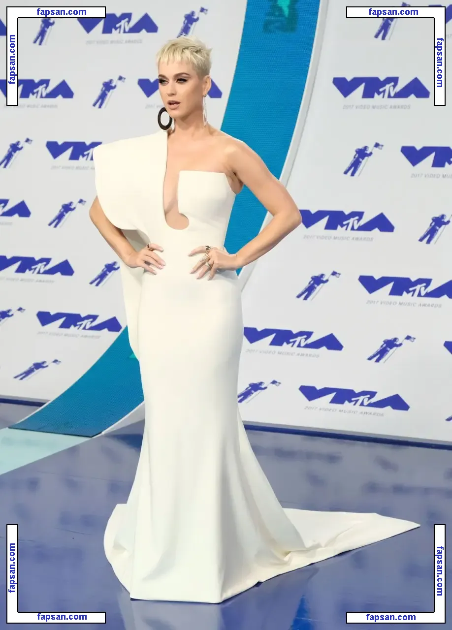 Katy Perry nude photo #0322 from OnlyFans