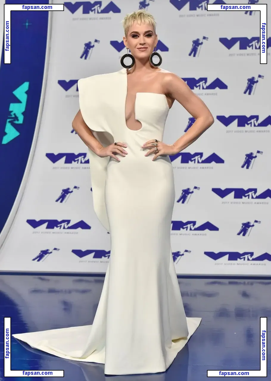 Katy Perry nude photo #0327 from OnlyFans