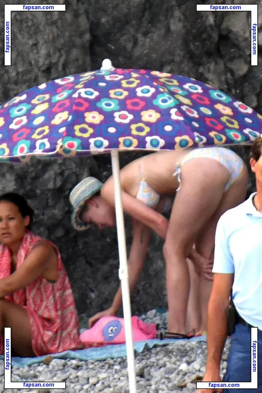 Katy Perry nude photo #0398 from OnlyFans