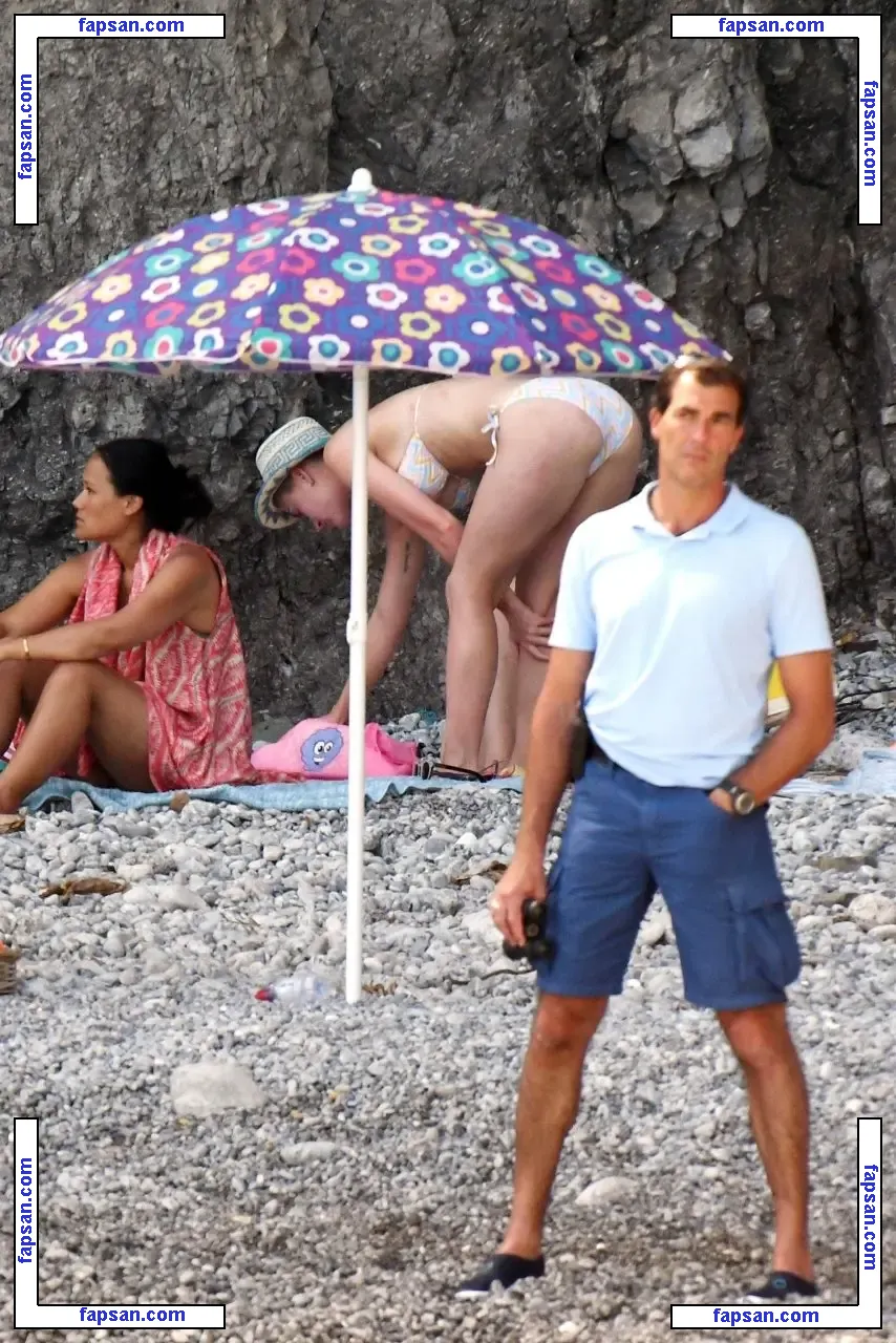 Katy Perry nude photo #0400 from OnlyFans