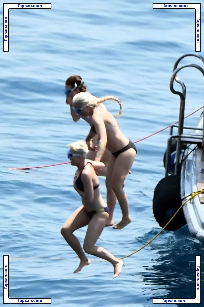 Katy Perry nude photo #0532 from OnlyFans