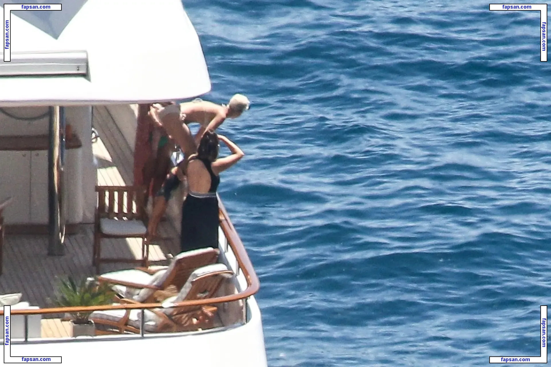 Katy Perry nude photo #0560 from OnlyFans