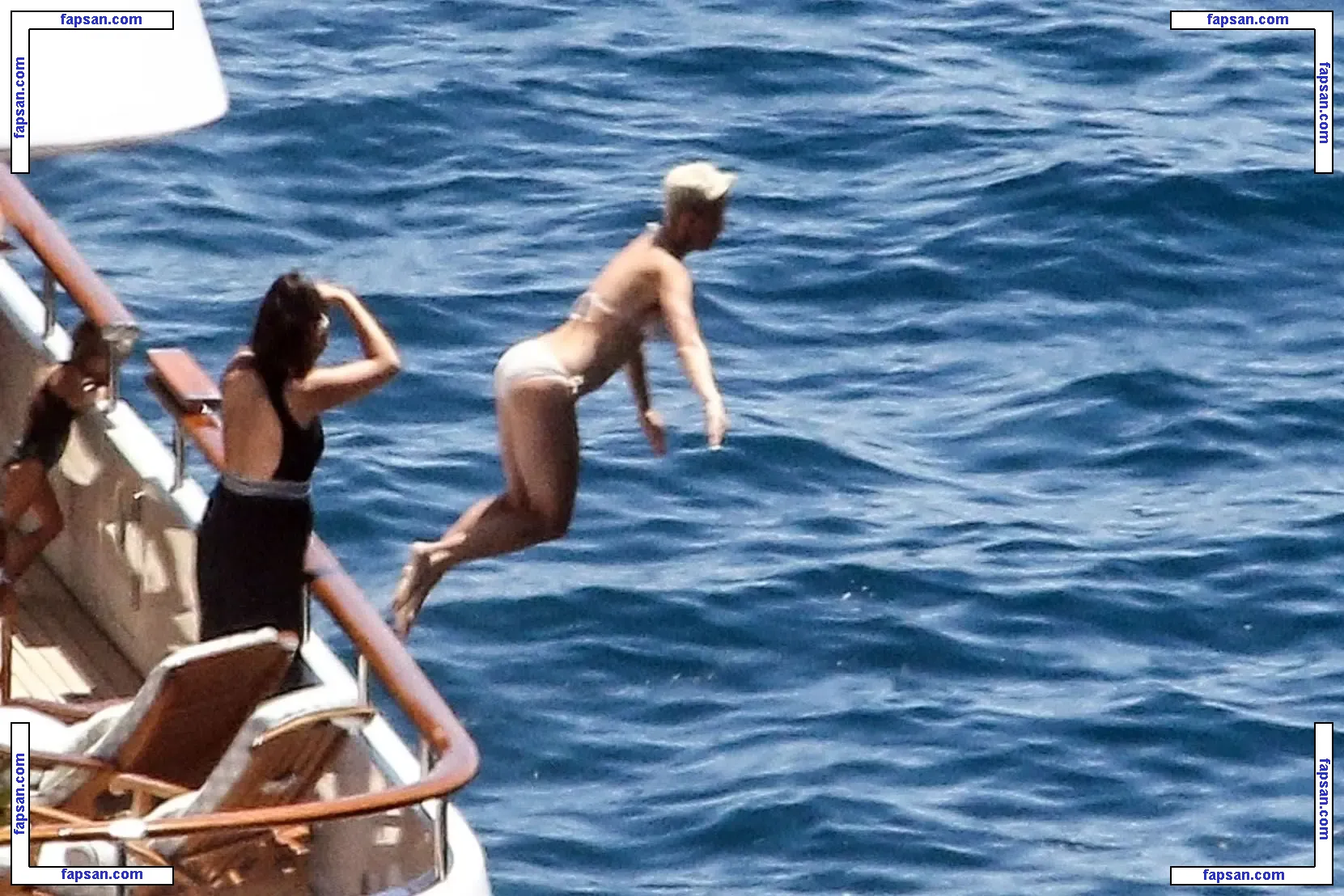 Katy Perry nude photo #0561 from OnlyFans