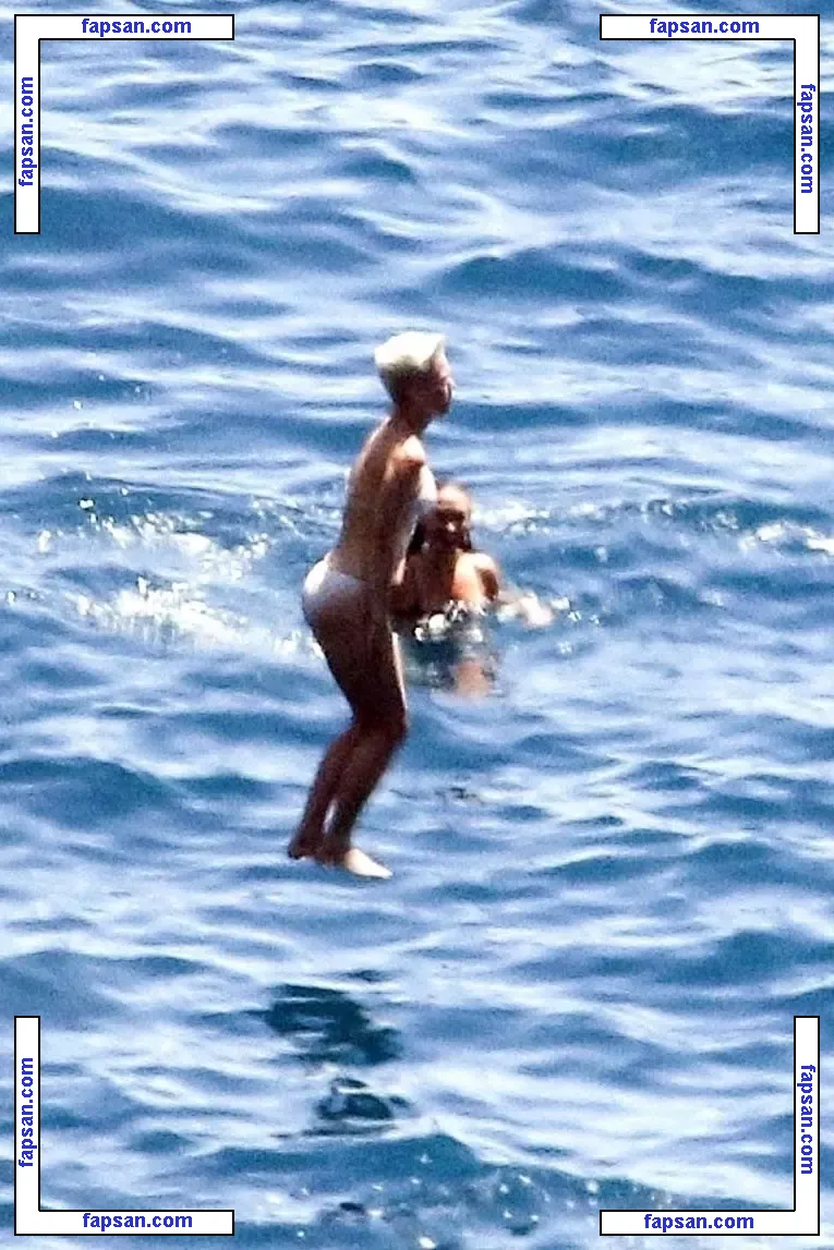 Katy Perry nude photo #0563 from OnlyFans