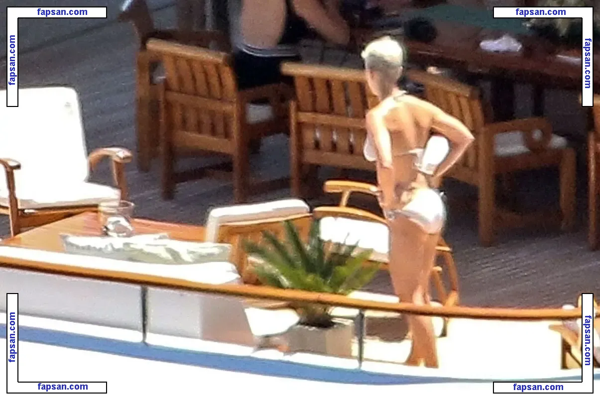 Katy Perry nude photo #0564 from OnlyFans