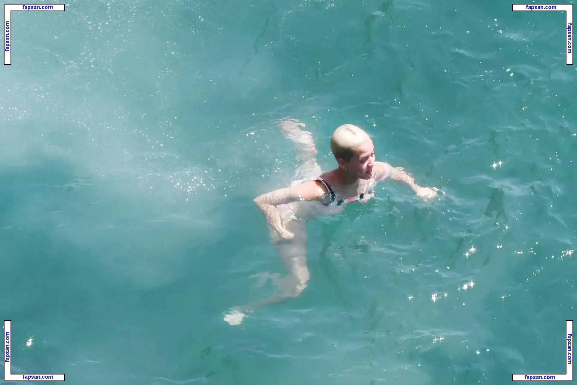 Katy Perry nude photo #0582 from OnlyFans