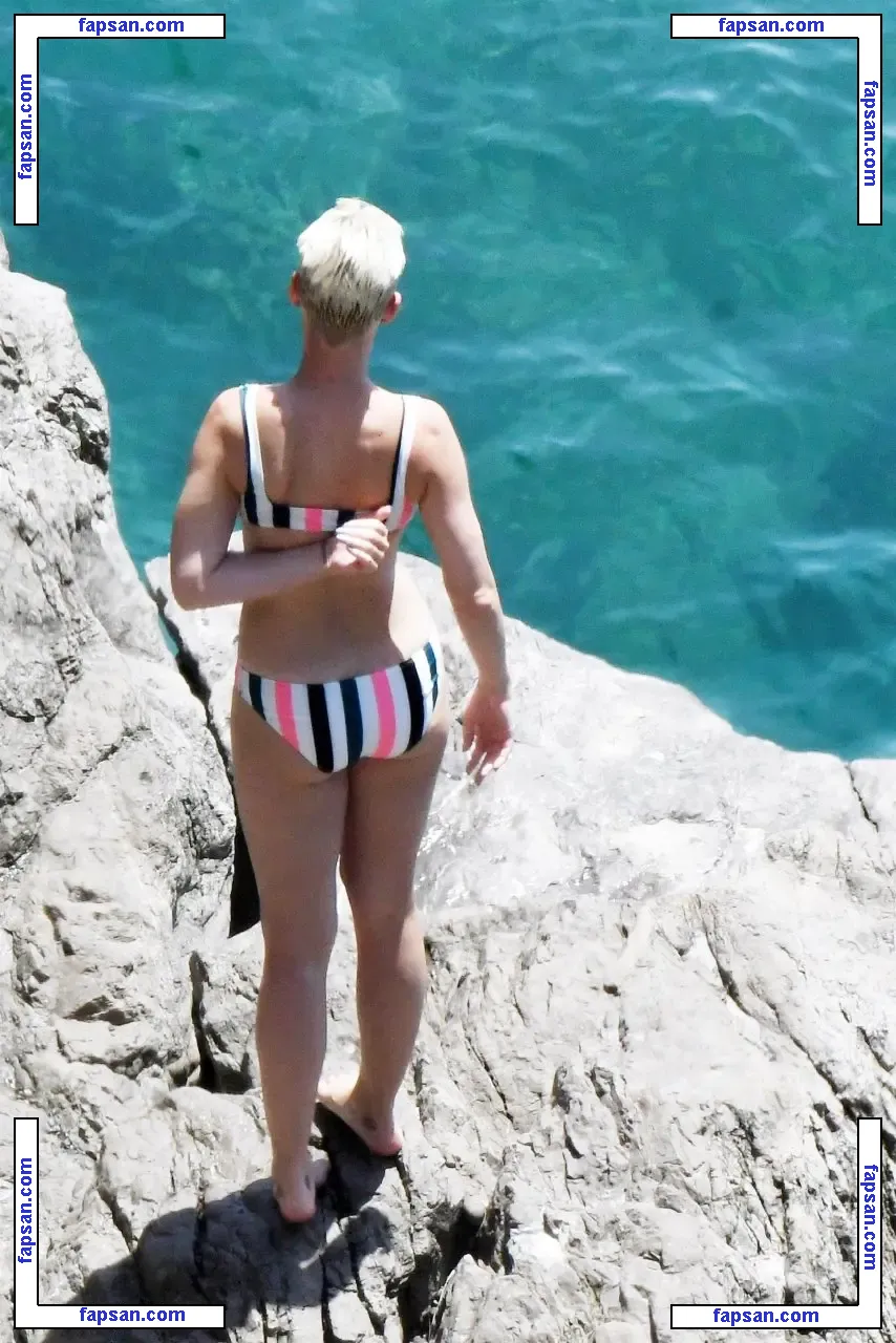Katy Perry nude photo #0608 from OnlyFans